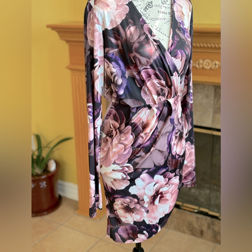 Missguided floral dress in small